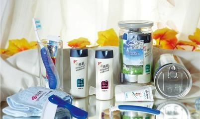 批发酒店一次用品与户外装备 便携洗漱包成旅行新宠
